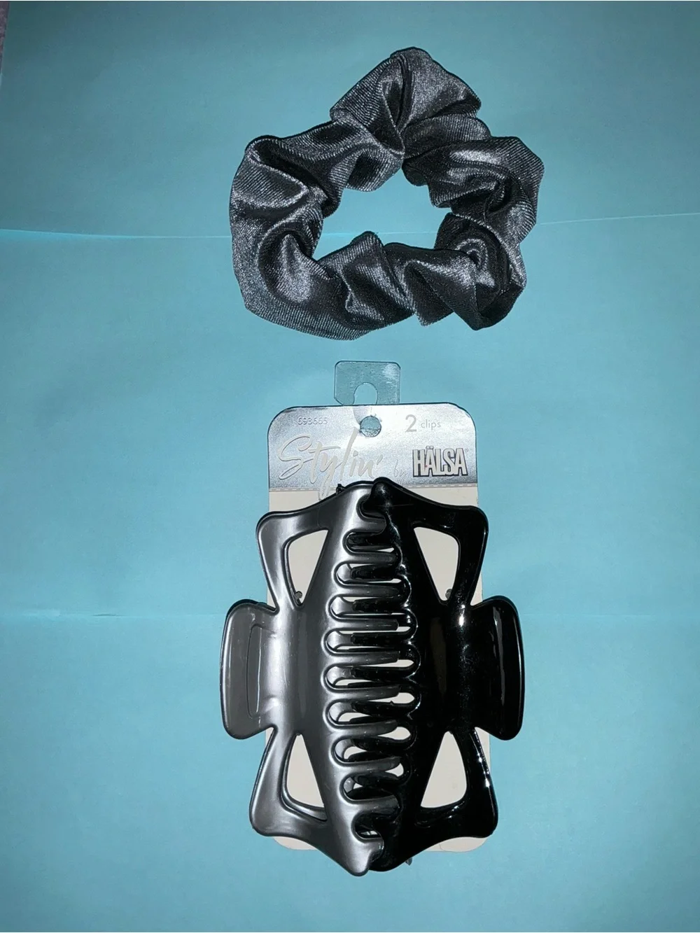 Styling Silver Colors Stylin Clips and Glamlily Scrunchie